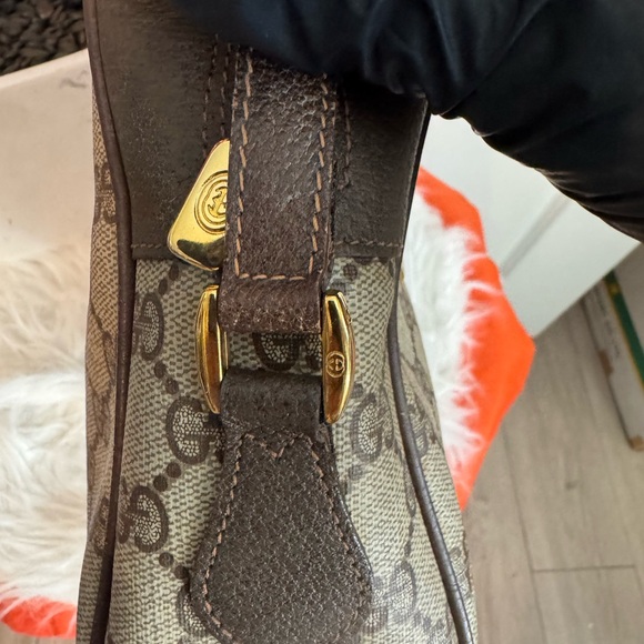 Gucci Brown Canvas and Leather Shoulder Bag with Red & Green Web - Picture 3 of 16